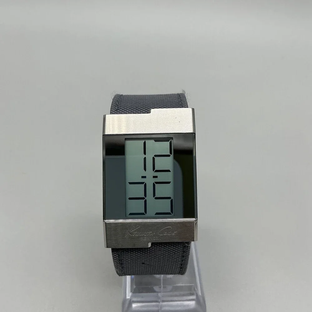 Kenneth Cole New York KC1470 Mens Watch 29mm Silver Tone Digital New Battery